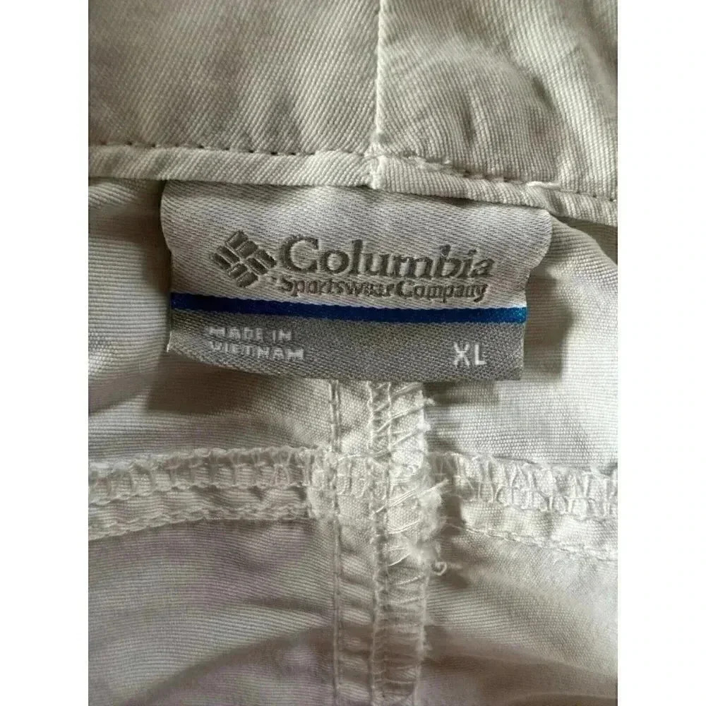 Columbia Women's White Coral Point II PFG Omni-Shade Shorts, Size XL - Picture 10 of 15